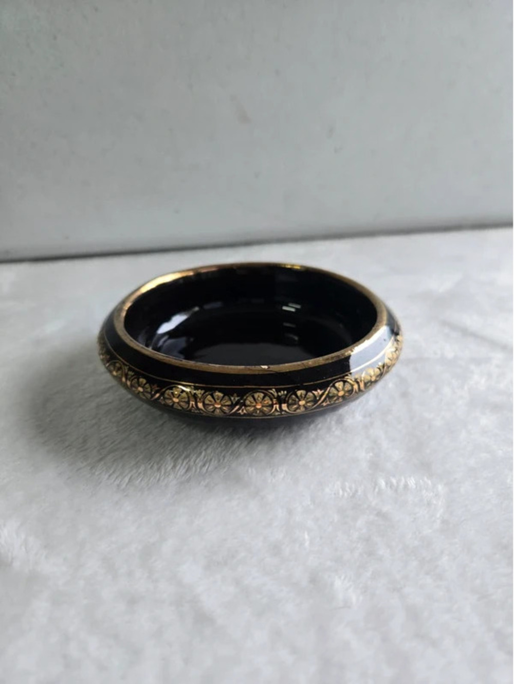 Vintage Greek Black & 24K Gold Decorative Bowl – Made in Greece